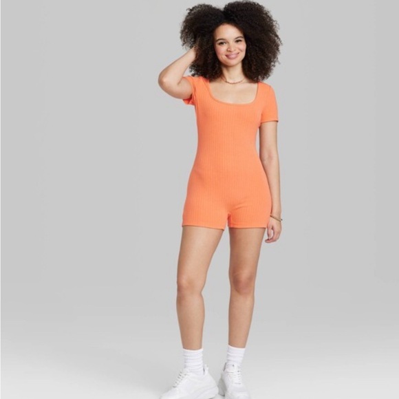 Wild Fable Women's XL Short Sleeve Lace-Up Back Fitted Romper orange NWOT - Picture 2 of 8